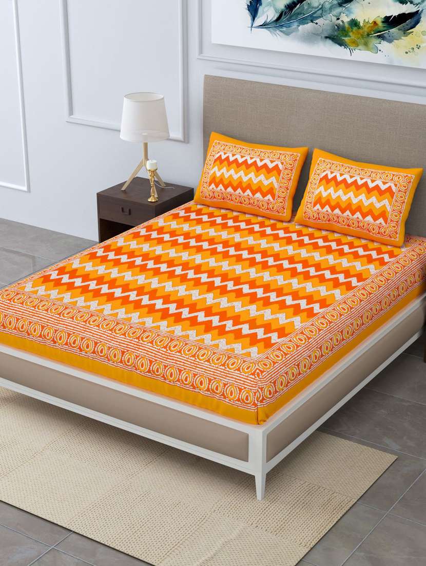 printed double bedsheet with 2 pillow cover