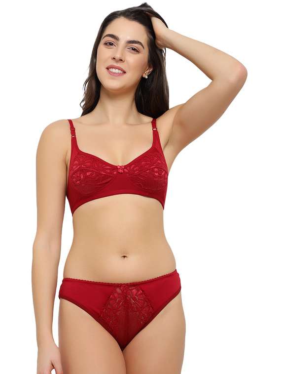 solid lace detailed bra and panty set