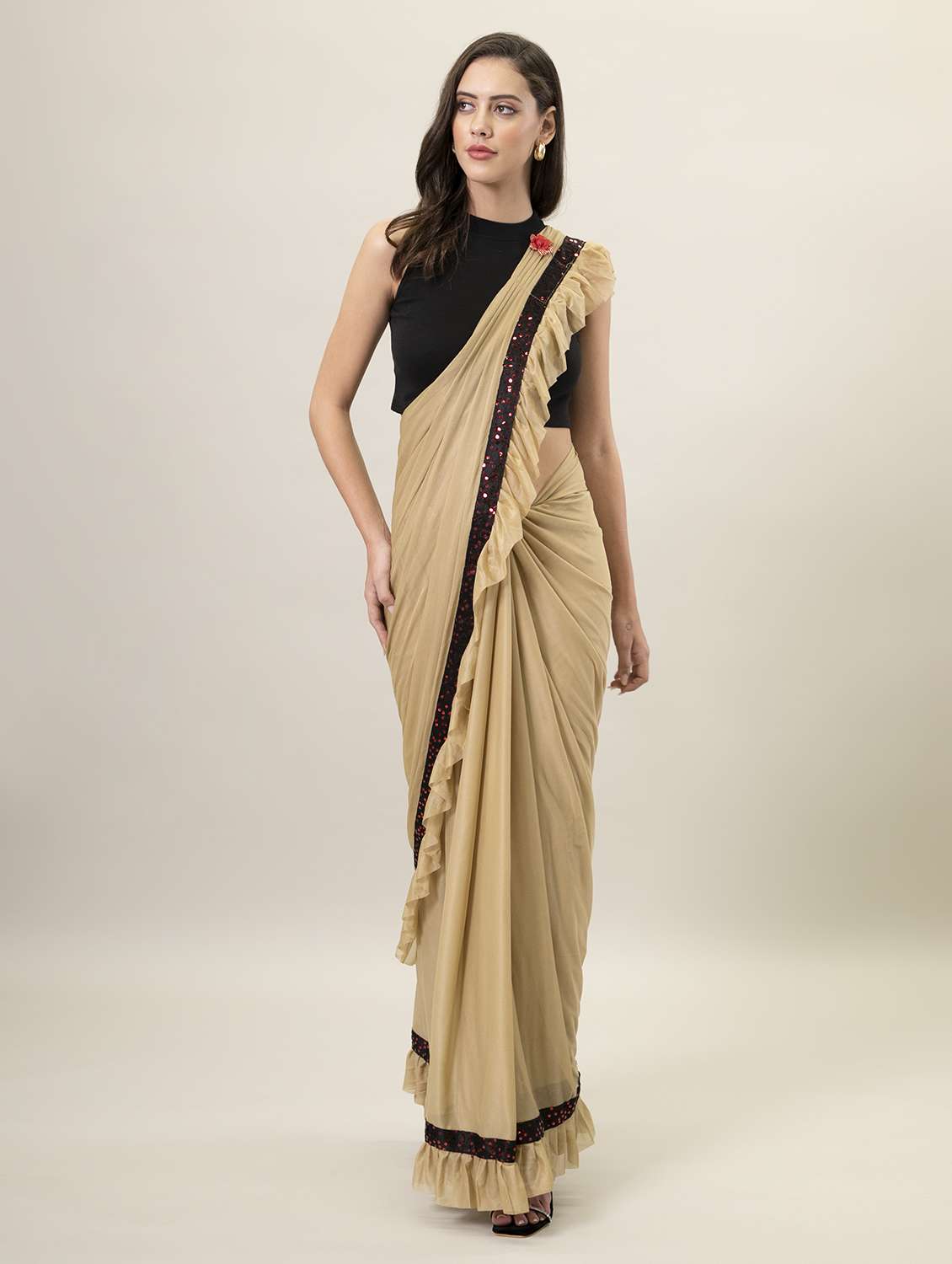 women solid with ruffle bordered saree with blouse