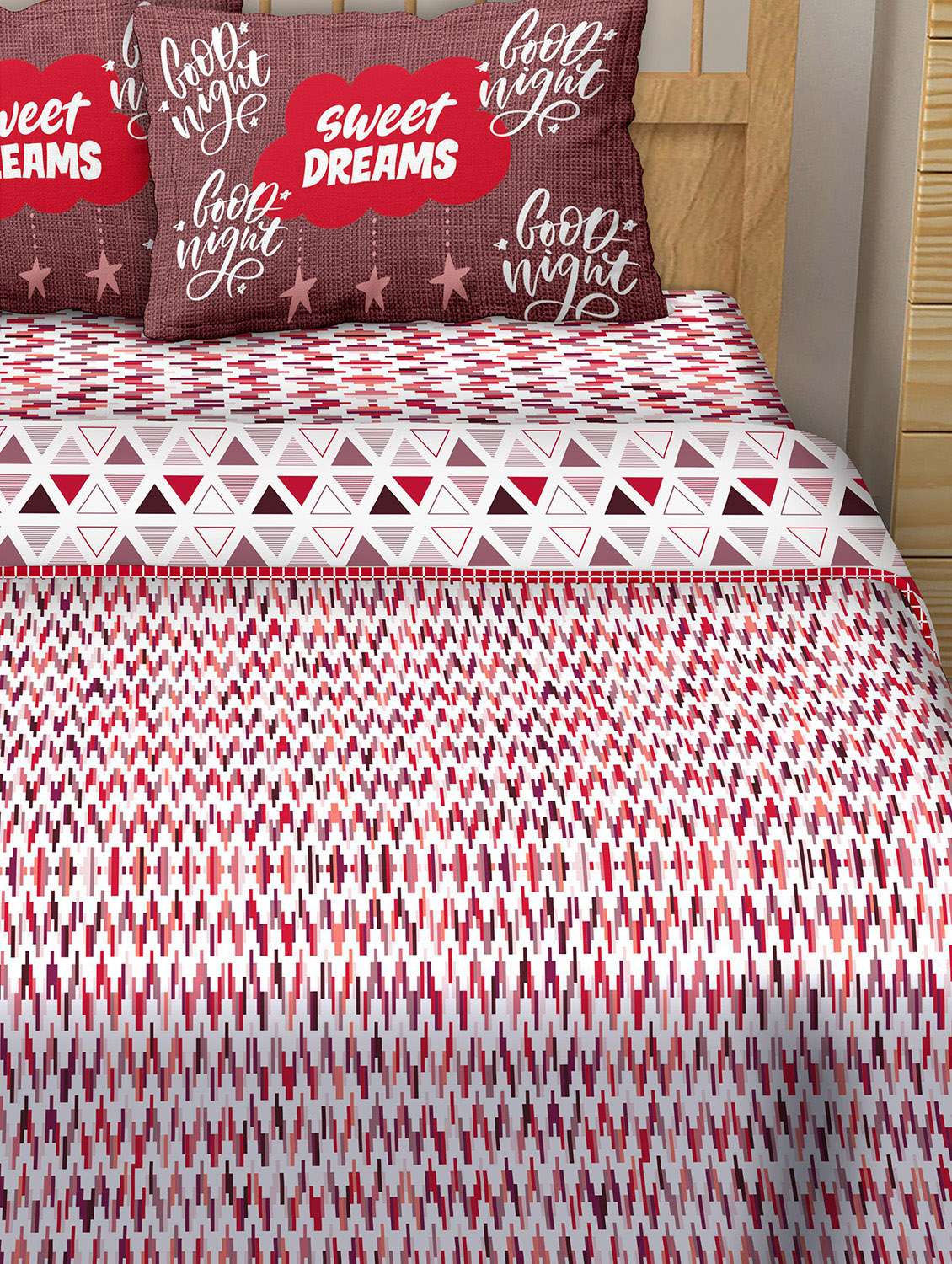 4 pc bedding set(1 bedsheet with 2 pillow covers & 1 dohar) - 18701776 - Standard Image - 2