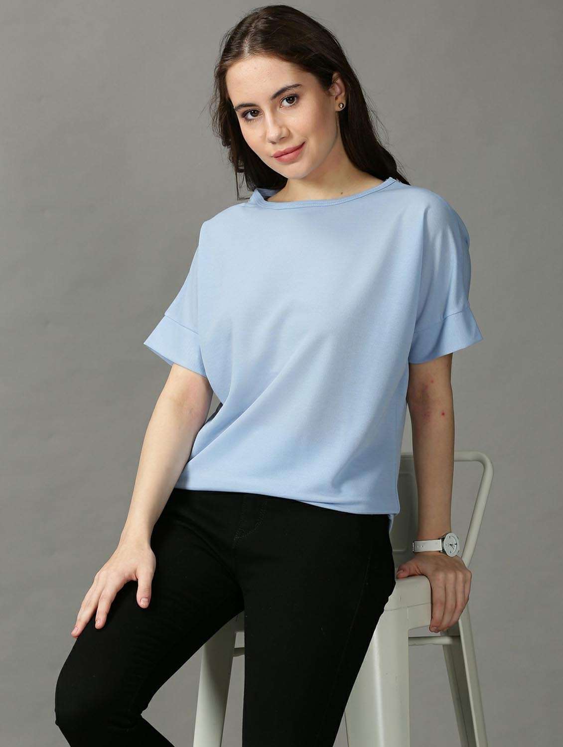 women's plain round neck t-shirt