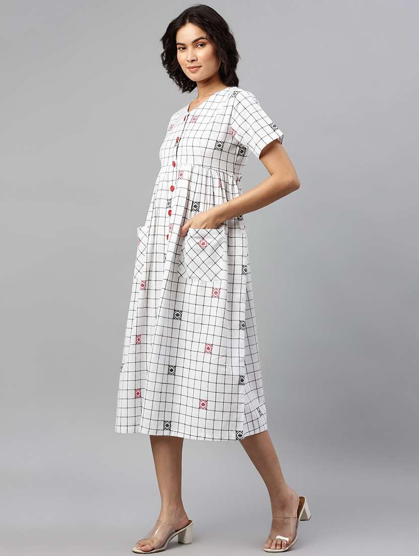 women's  checks dress - 18734503 -  Standard Image - 2
