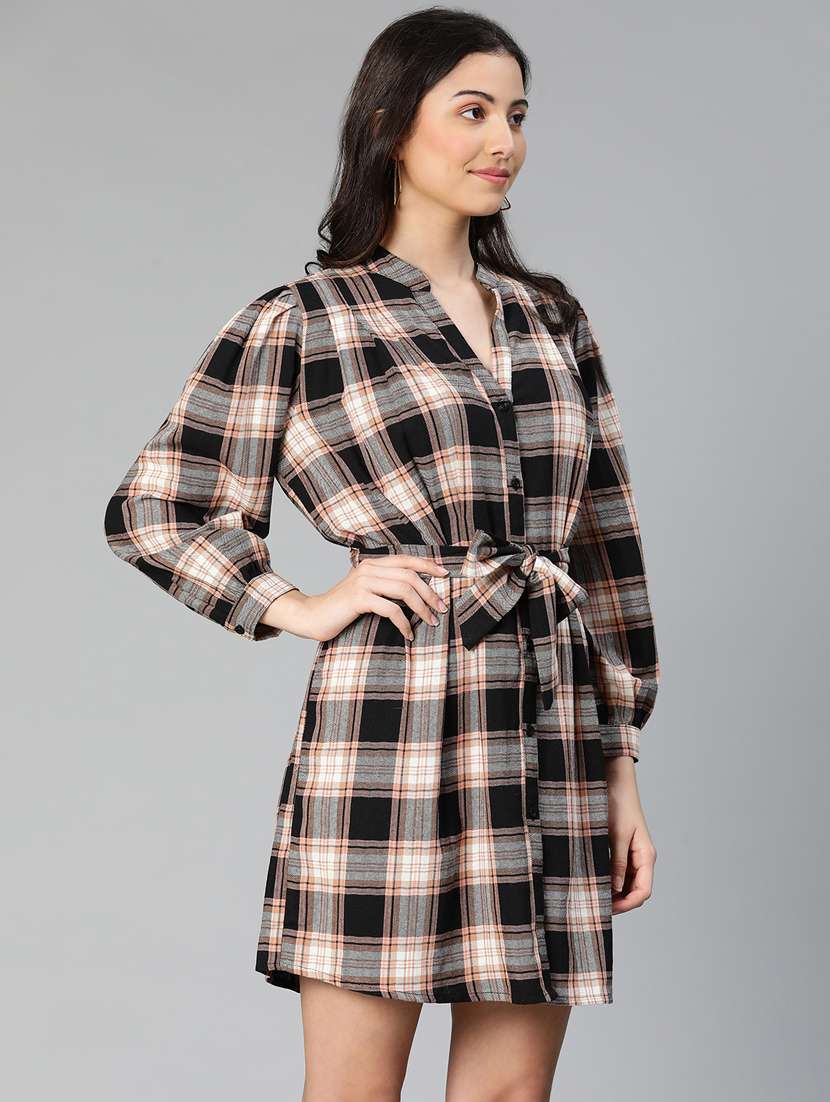 women's   dress - 18736217 -  Standard Image - 2