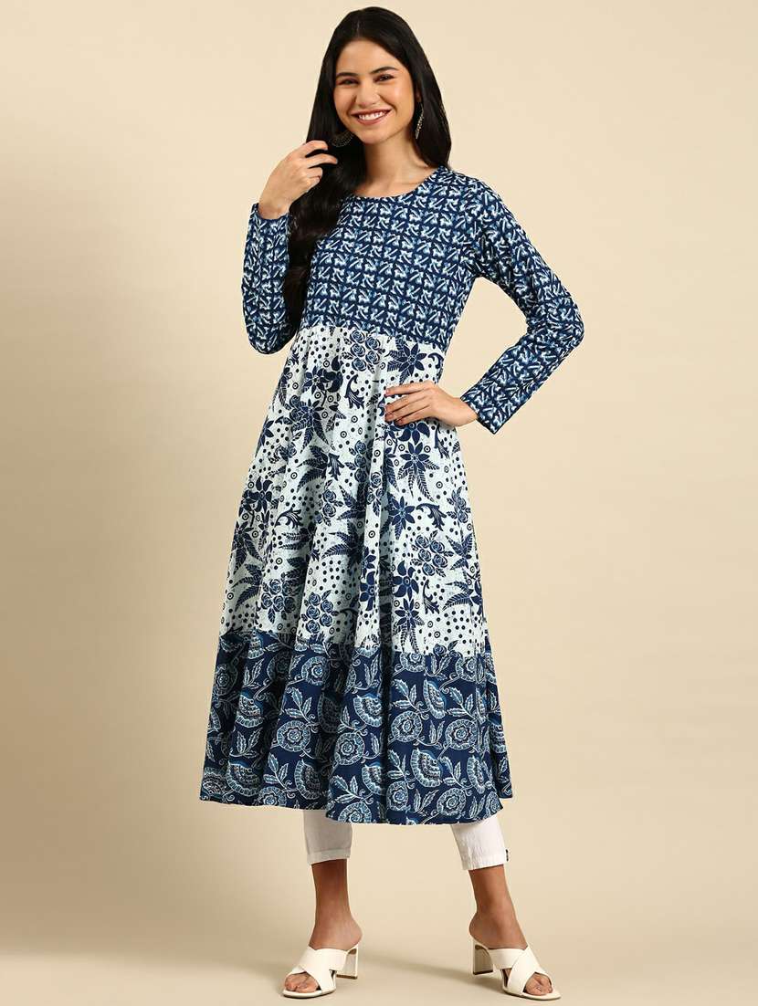 women's flared kurta