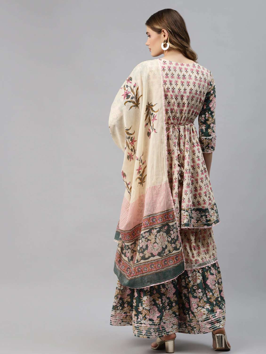 women kurta sharara set with dupatta - 18738984 -  Standard Image - 2