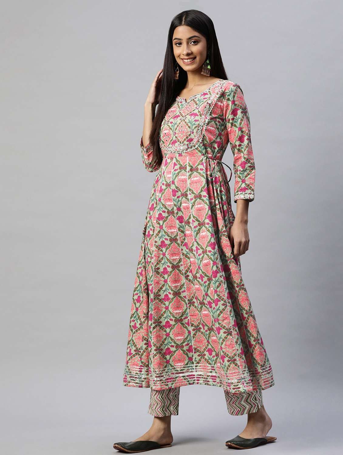 women floral notch neck kurta pant set - 18739069 - Standard Image - 2
