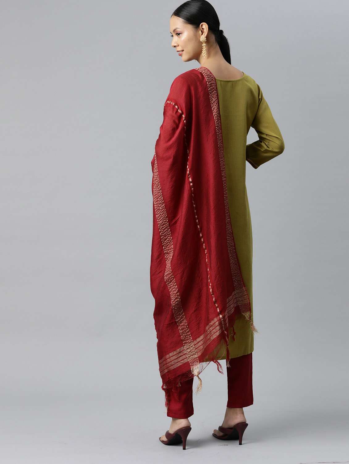 olive kurta pant set with dupatta - 18743835 - Standard Image - 2