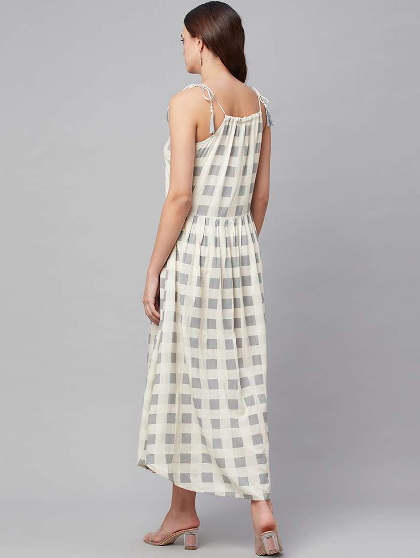 women's fit & flare chevron dress - 18750815 -  Standard Image - 2