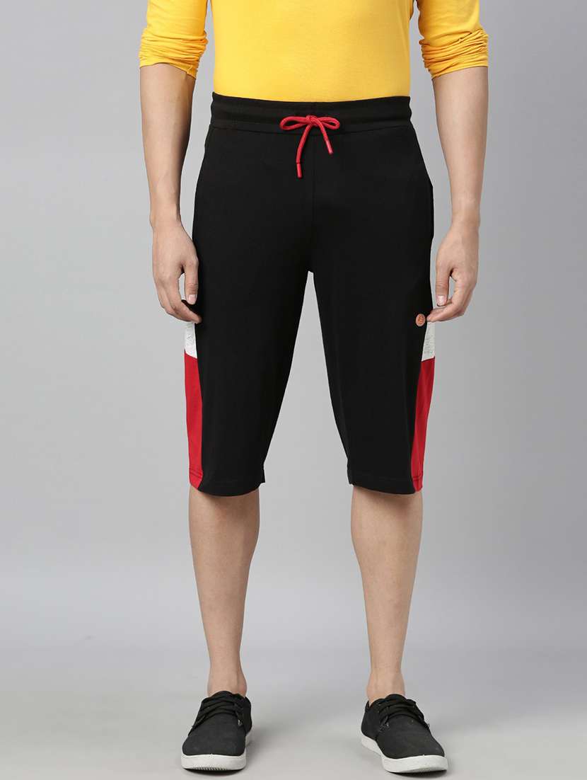 men color block mid rise bermuda shorts
