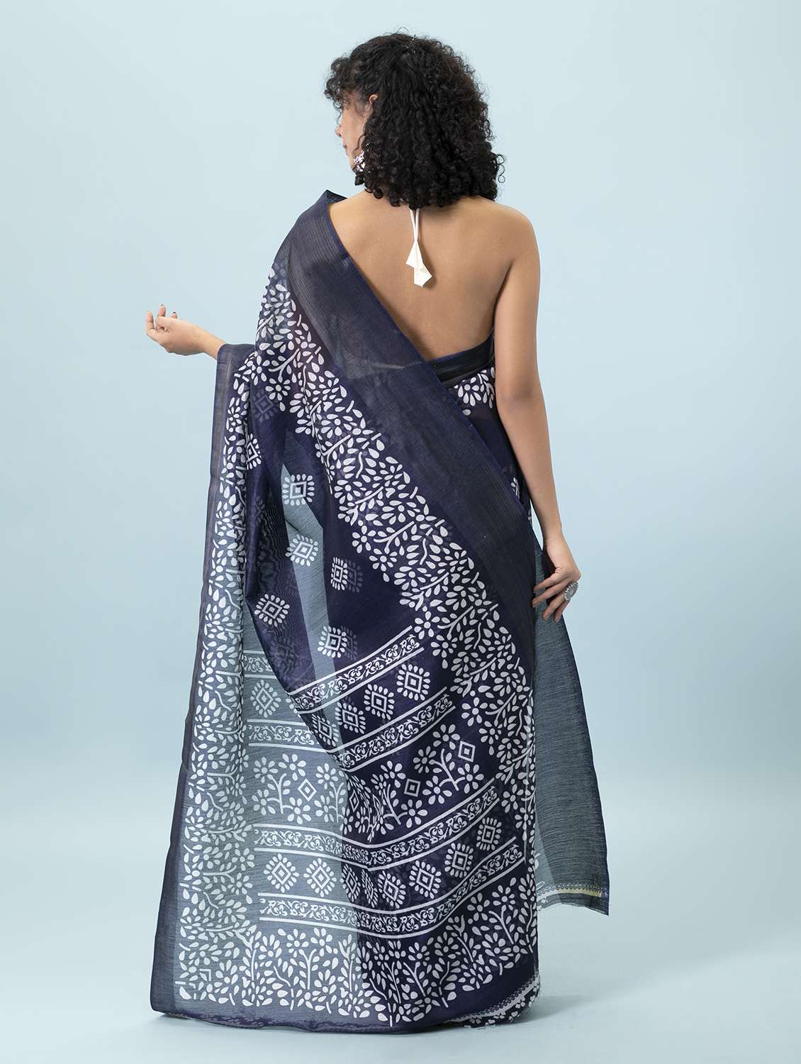 women's batik blue colored saree with blouse - 18801366 -  Standard Image - 2