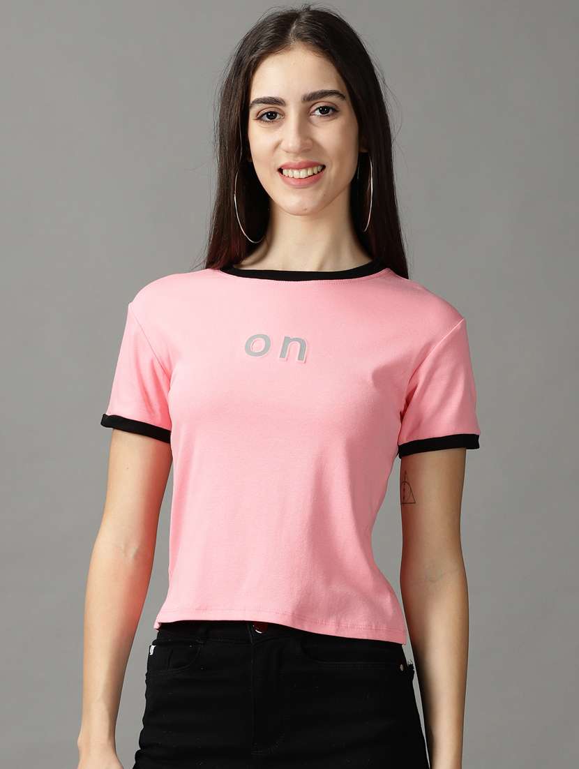 women's chest print crew neck t-shirt