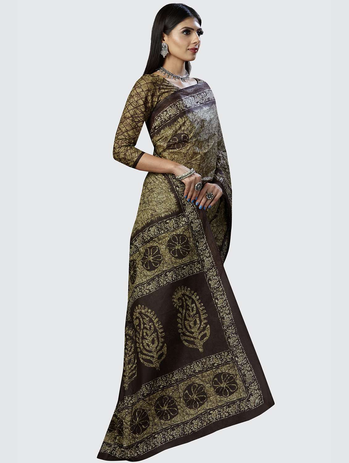 brown printed saree with blouse - 18855014 - Standard Image - 2