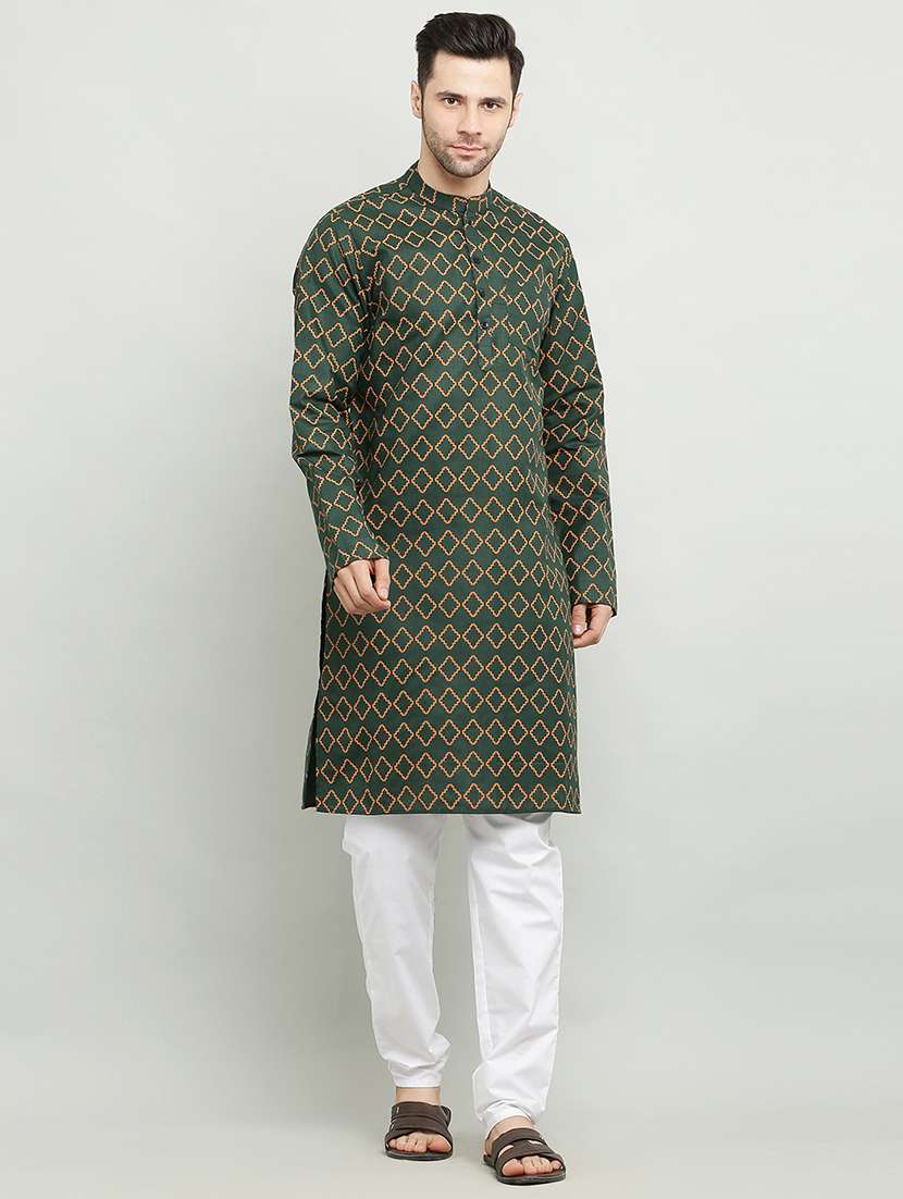 mandarin neck long sleeved kurta