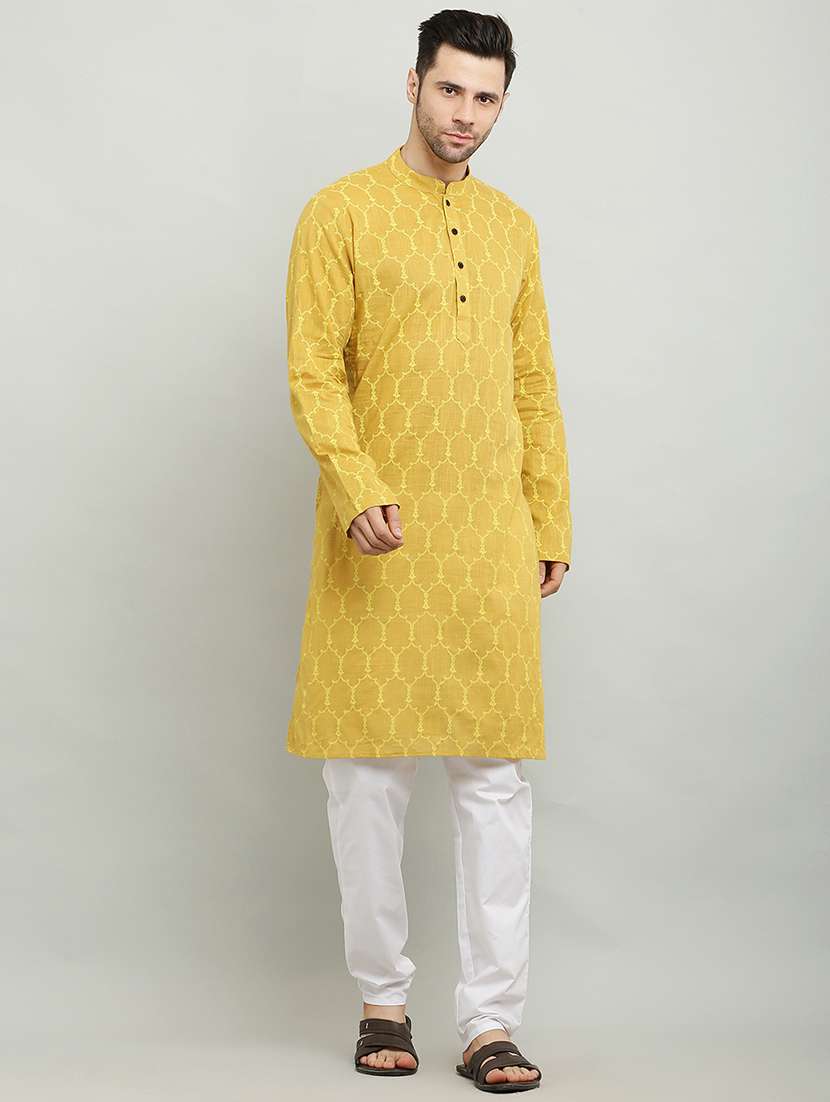 mandarin neck long sleeved kurta