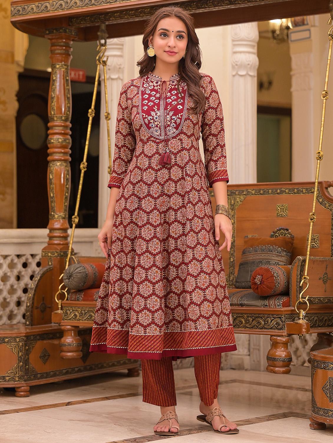 embroidered kurta pant dupatta set - 18875694 - Standard Image - 2