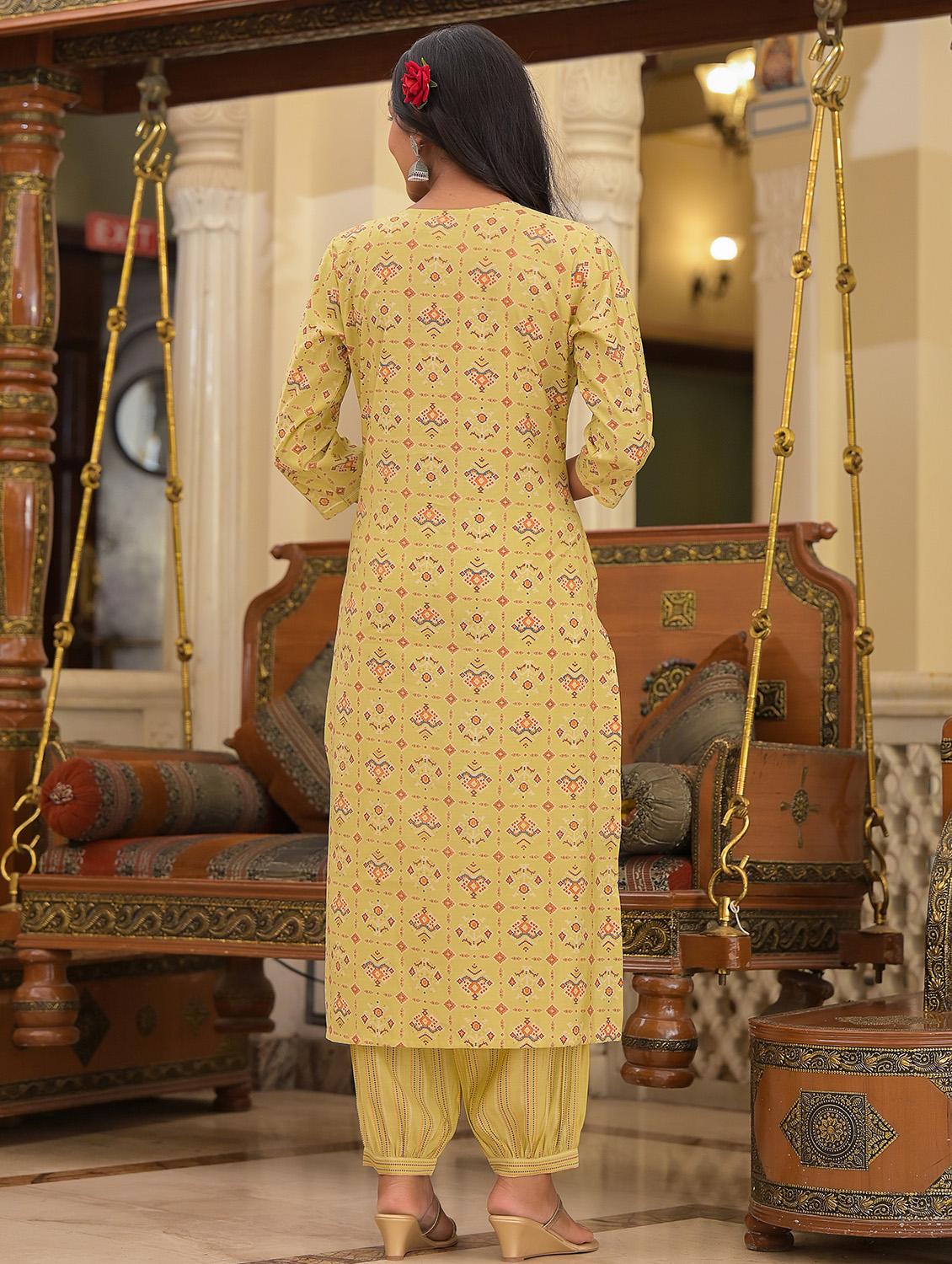 embroidered kurta pant dupatta set - 18875698 - Standard Image - 2