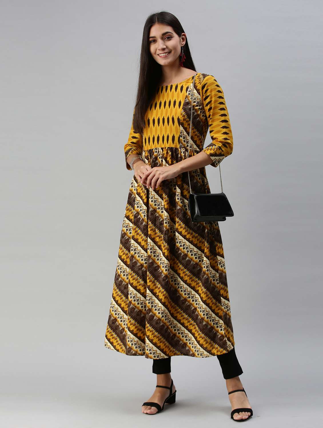 women's flared kurta - 18879182 -  Zoom Image - 0