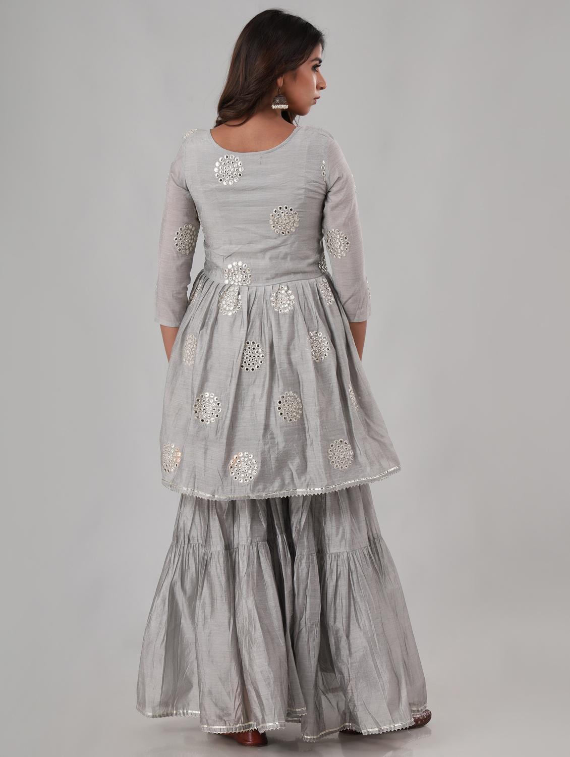 embellished kurta set - 18881083 - Standard Image - 2