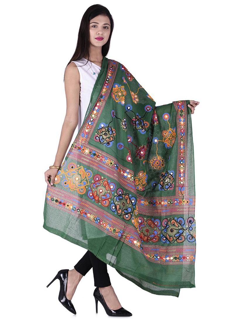 green embroidered dupatta - 18906777 - Standard Image - 2