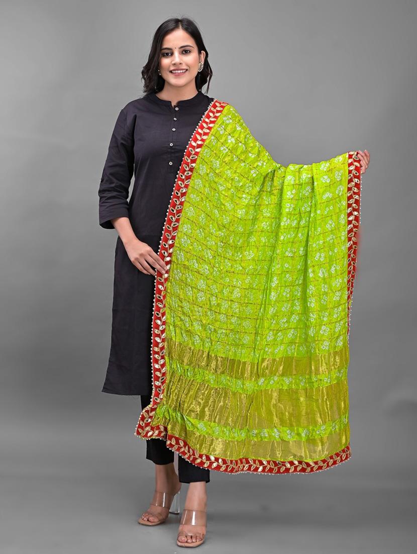 green self design bandhani dupatta - 18906970 - Zoom Image - 0