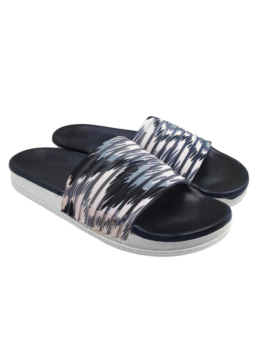printed slip on flip flop - 19020763 - Standard Image - 2