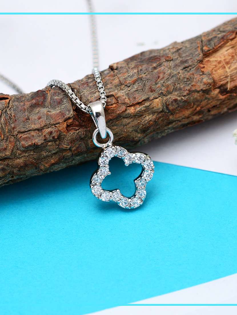 silver colored metal pendant