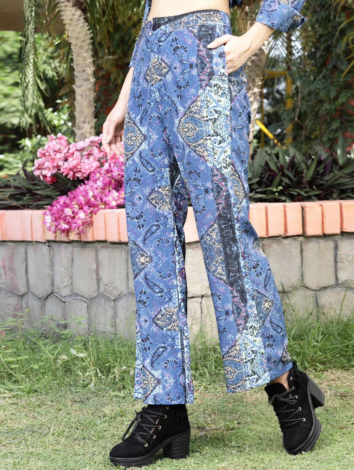 women printed trouser - 19109093 -  Standard Image - 2