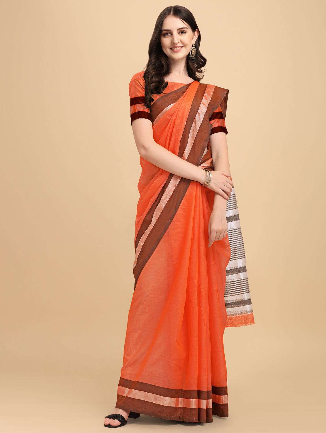 self design zari work woven saree with blouse - 19109781 - Standard Image - 2