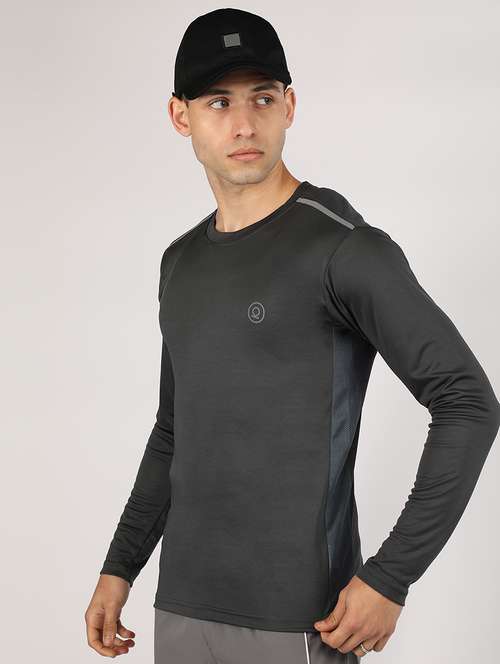 round neck solid t-shirt - 19112582 -  Standard Image - 0