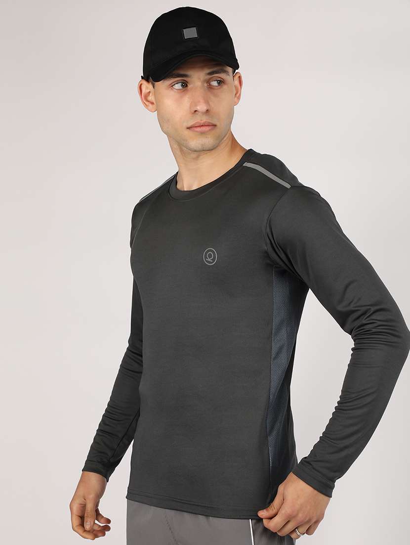 round neck solid t-shirt - 19112582 -  Zoom Image - 0