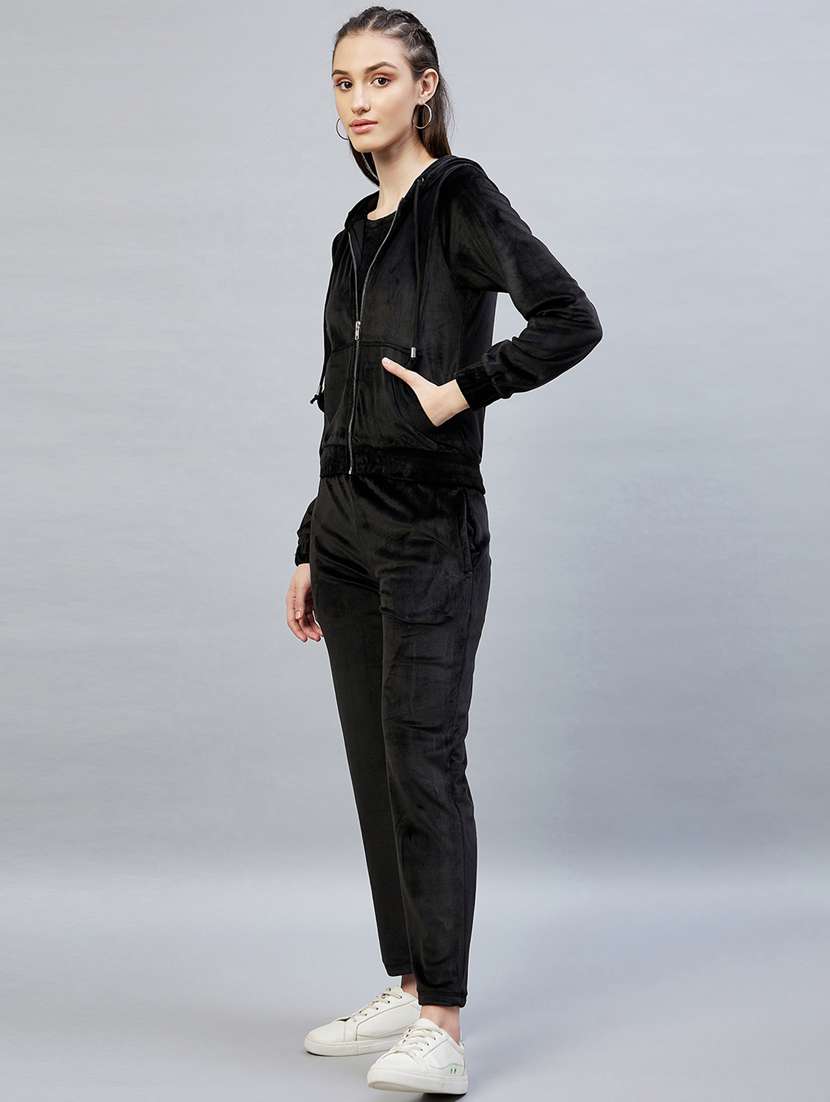 black velvet taper candle - 19113836 -  Standard Image - 2