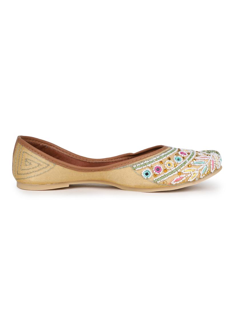 embellished jutis & mojaris - 19117288 - Standard Image - 2