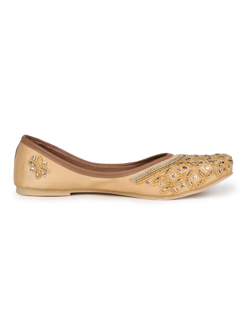 embellished jutis & mojaris - 19117295 - Standard Image - 2