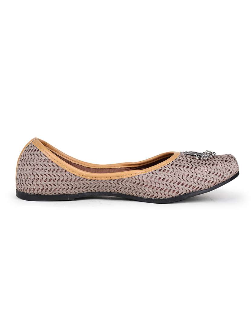 self design jutis & mojaris - 19117317 -  Standard Image - 2