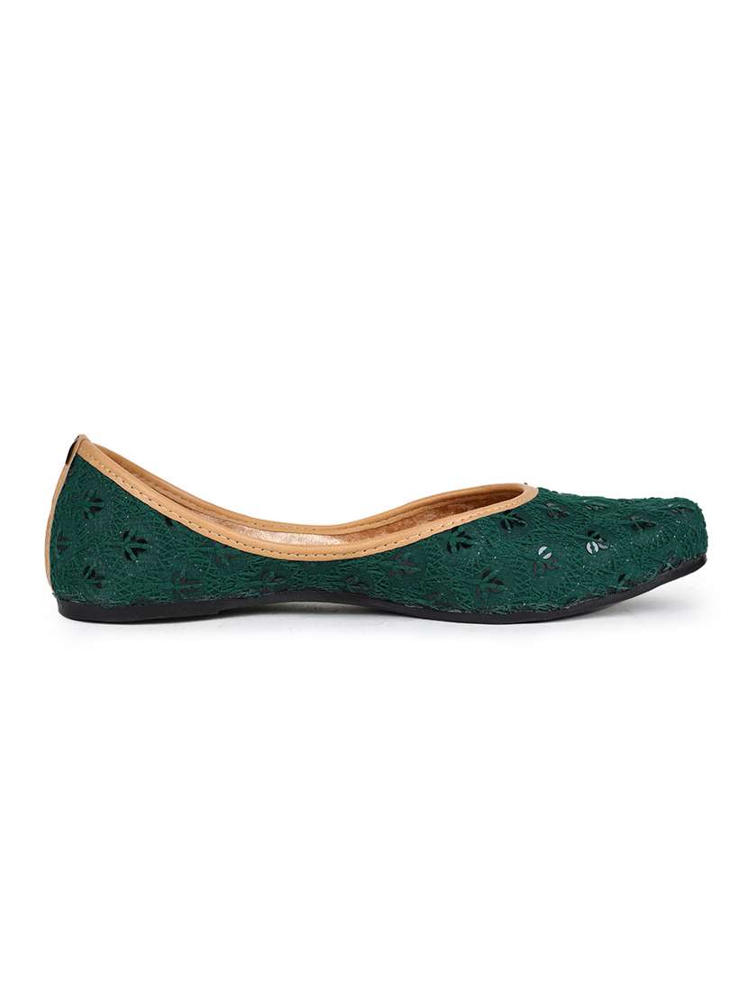 women embroided slip on mojari - 19117322 -  Standard Image - 2
