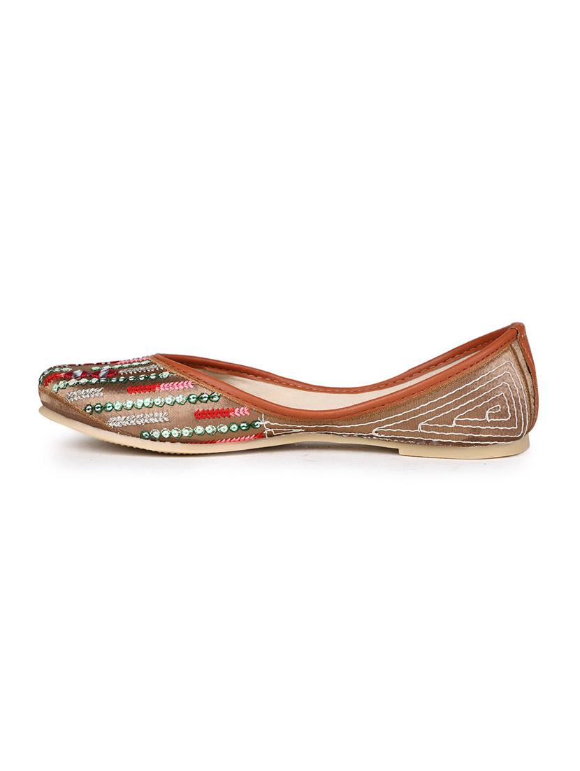 embellished jutis & mojaris - 19117402 - Standard Image - 2