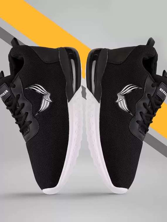 black lace up sneakers 