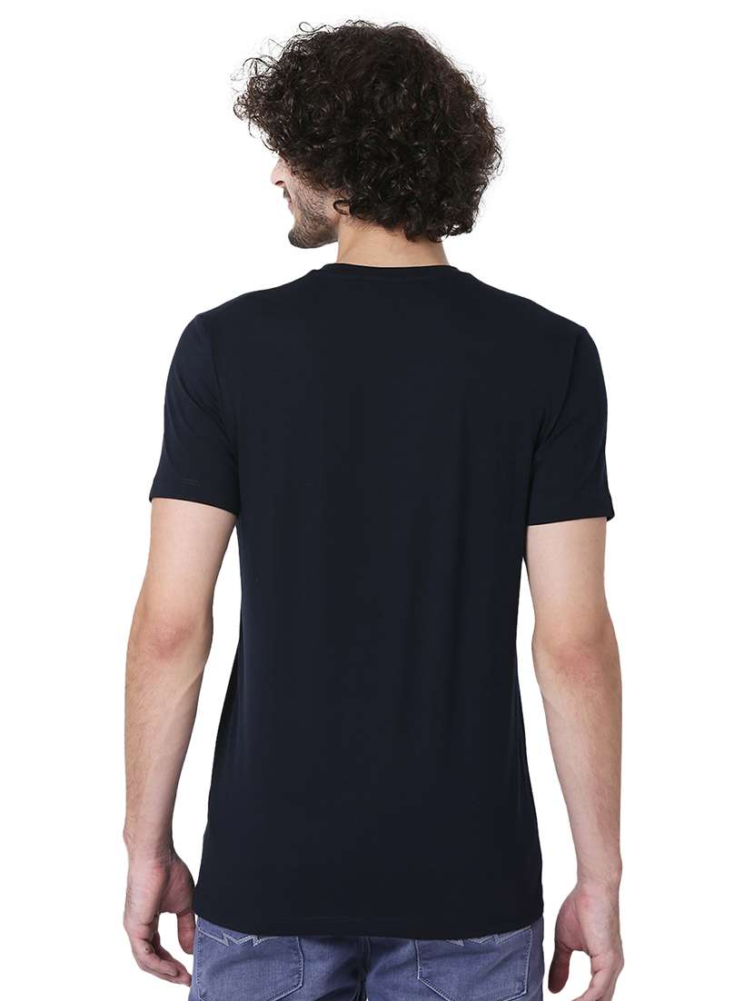 v neck solid t-shirt - 19127617 - Standard Image - 2