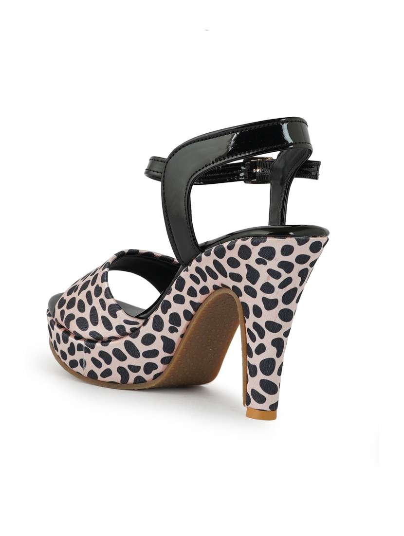 ankle strap heel sandal  - 19129708 -  Standard Image - 2