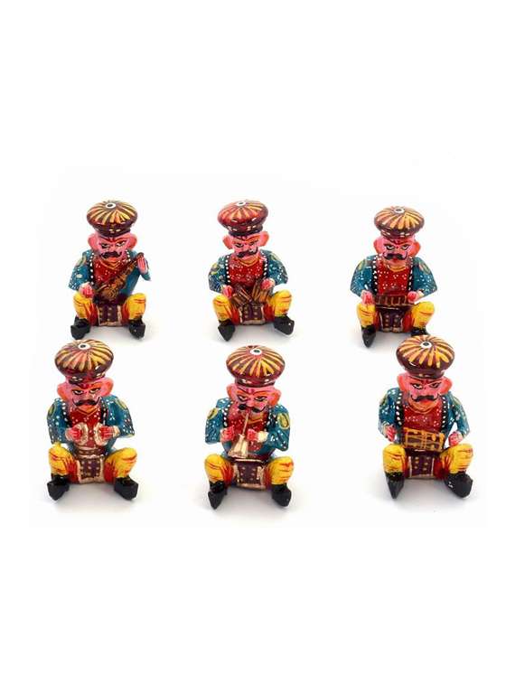 musical instrument showpiece