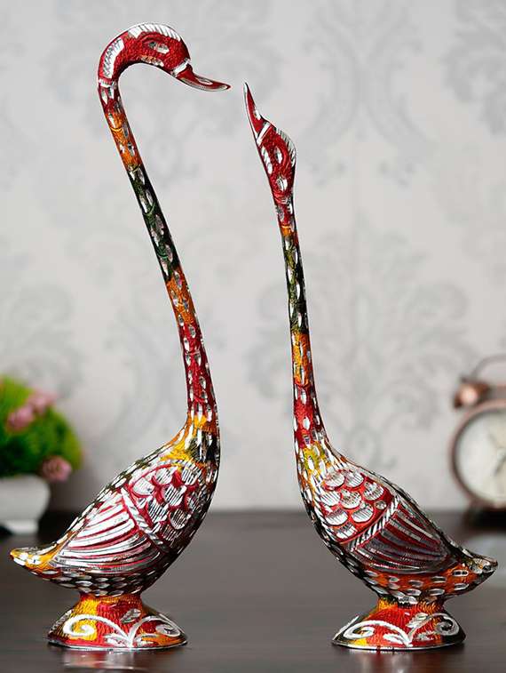 handicraft & artifact showpiece