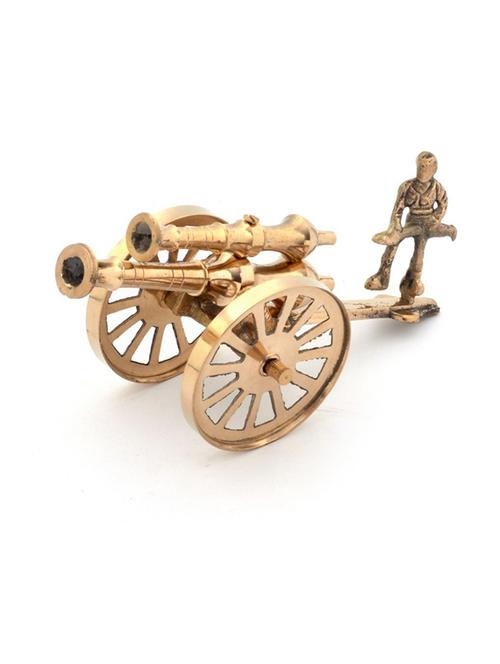 patriotic showpiece - 19132803 - Standard Image - 0