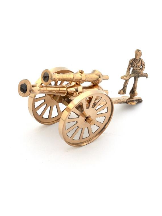 patriotic showpiece - 19132803 - Zoom Image - 0