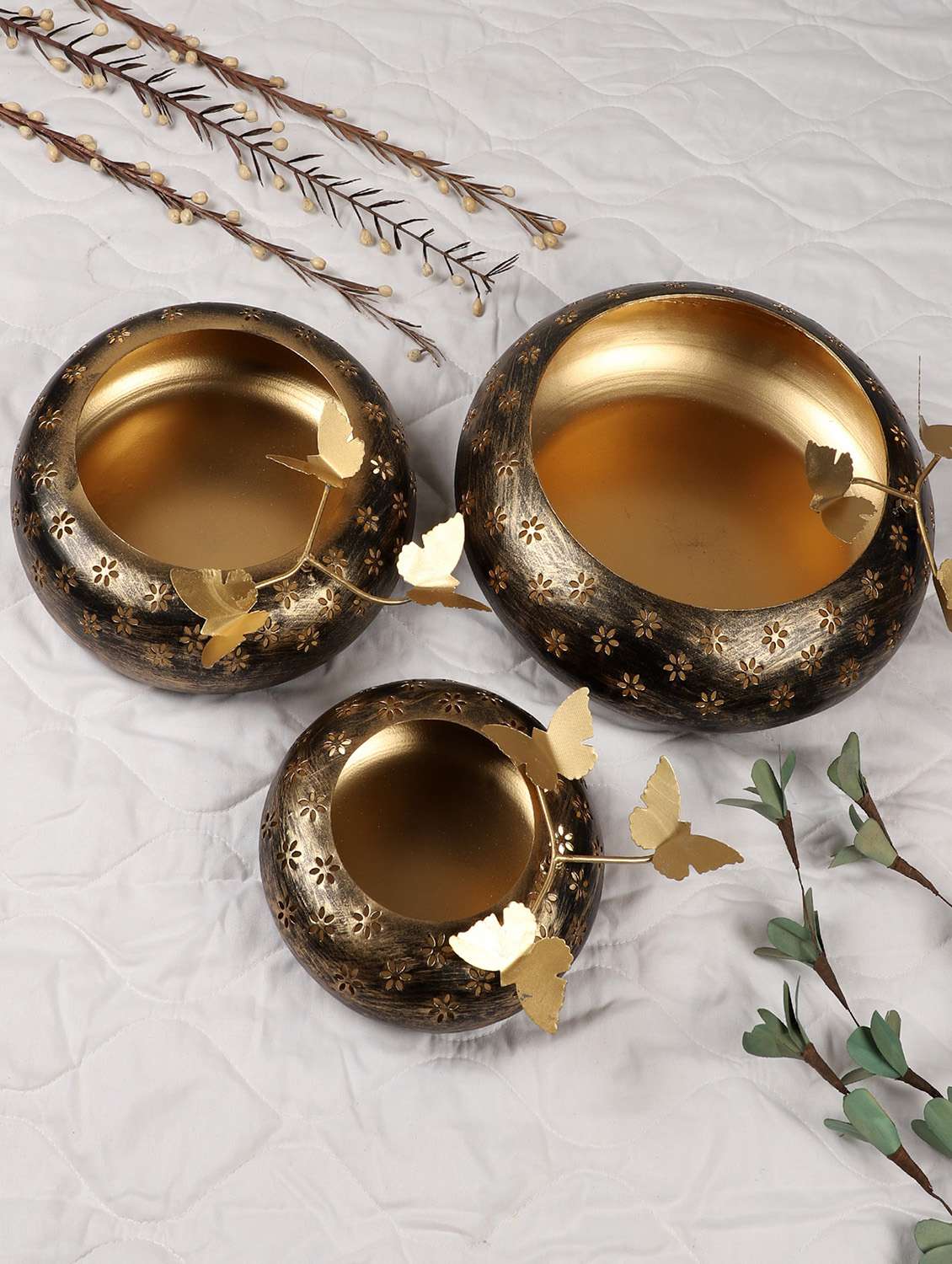 gold tealight holder set