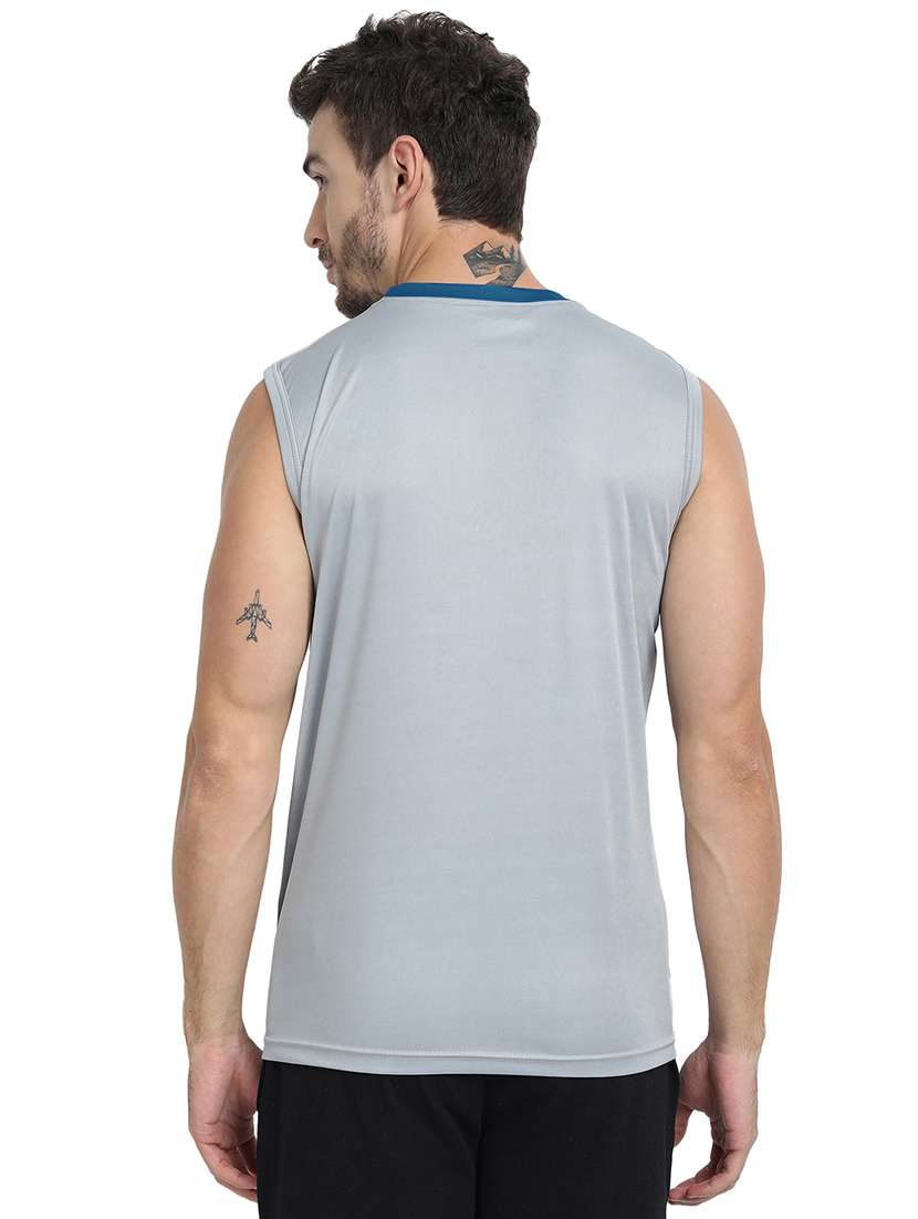 round neck color block t-shirt - 19155903 -  Standard Image - 2