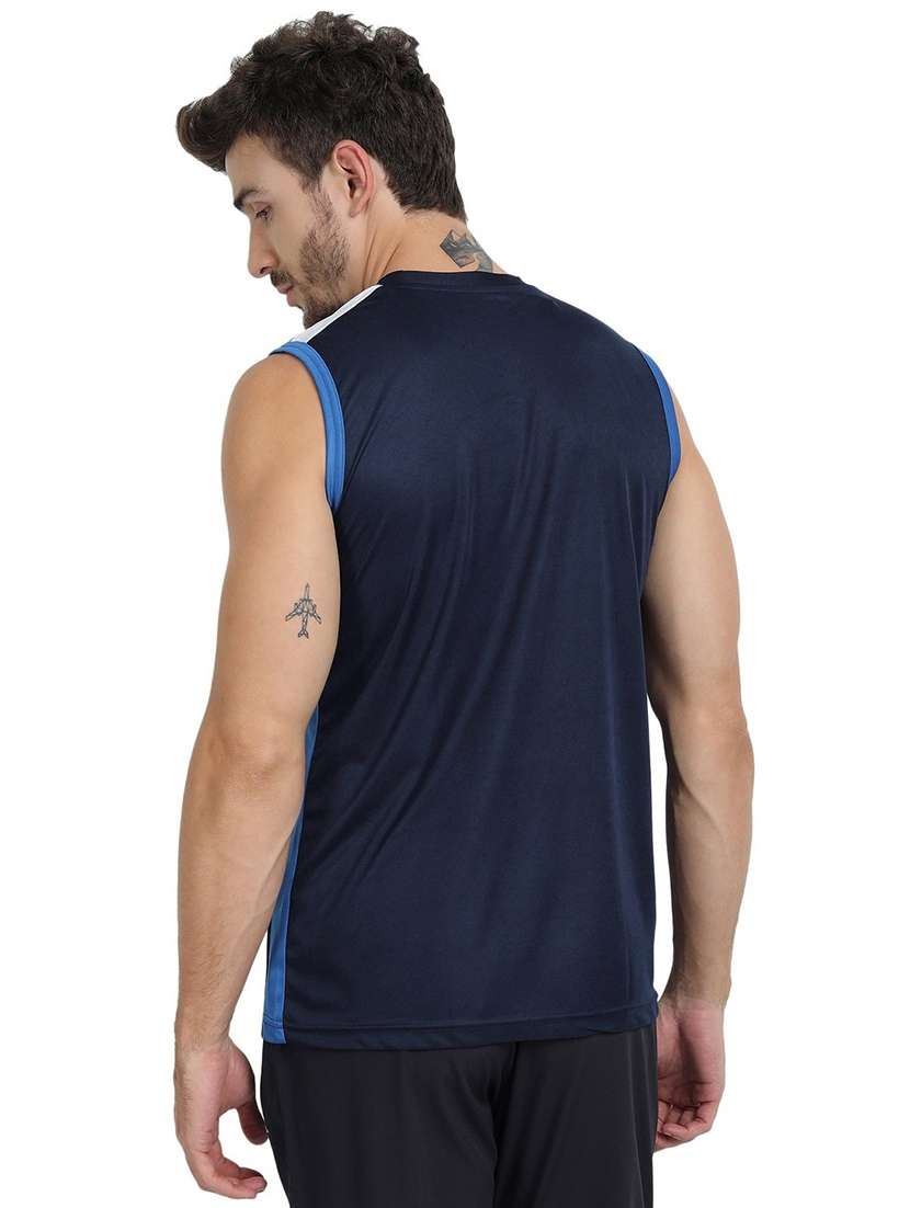 round neck color block t-shirt - 19155910 -  Standard Image - 2