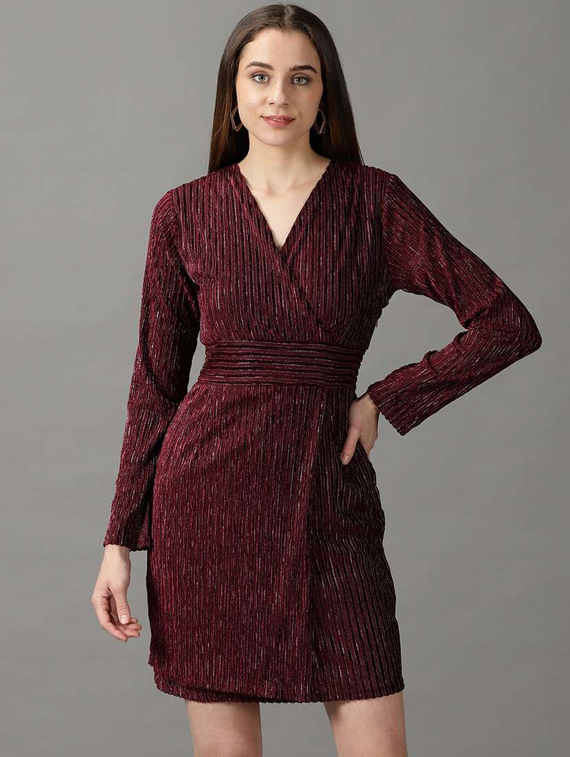 women's sheath self design dress