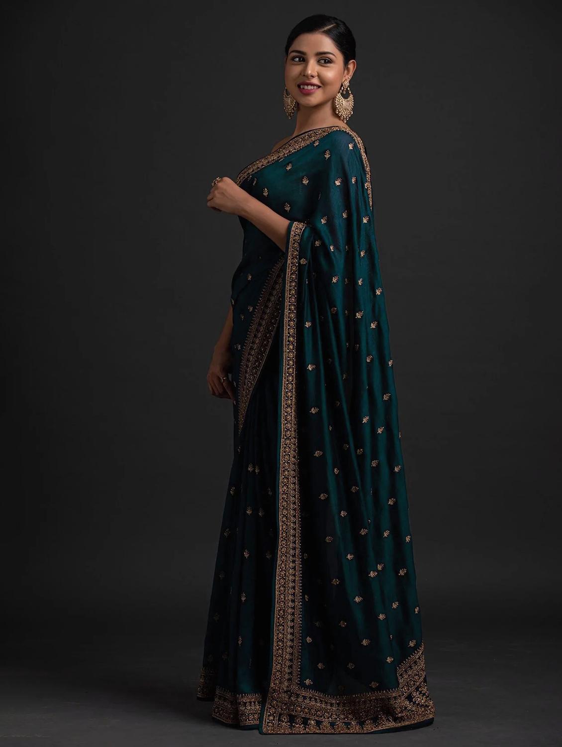 teal embroidered bordered saree with blouse - 19176549 - Standard Image - 2