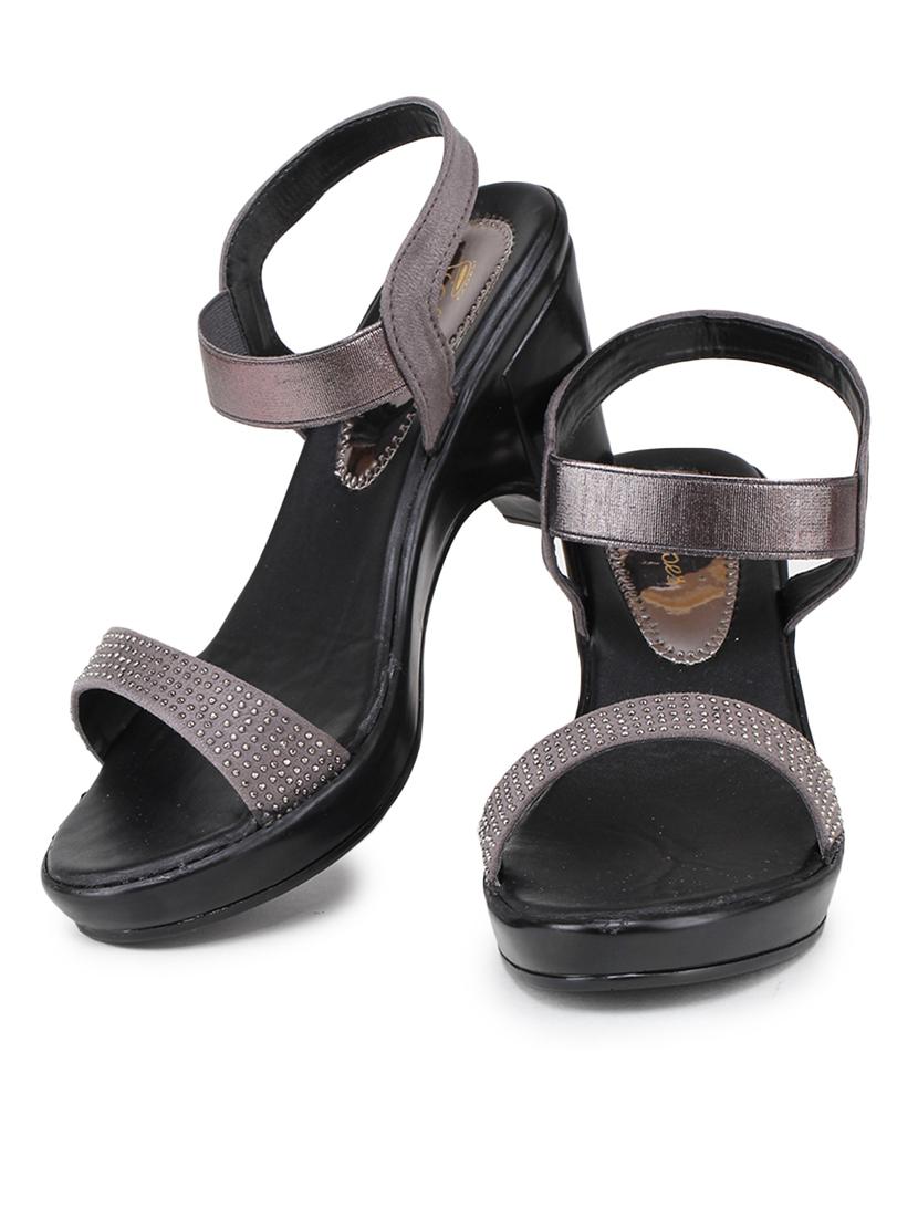 women solid ankle strap sandal - 19177890 - Zoom Image - 0