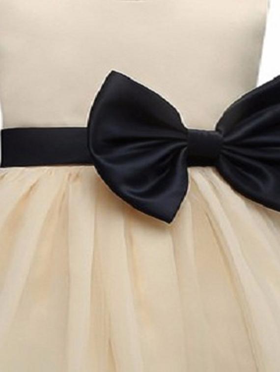 girls round neck sleeveless frock - 19178566 - Standard Image - 2